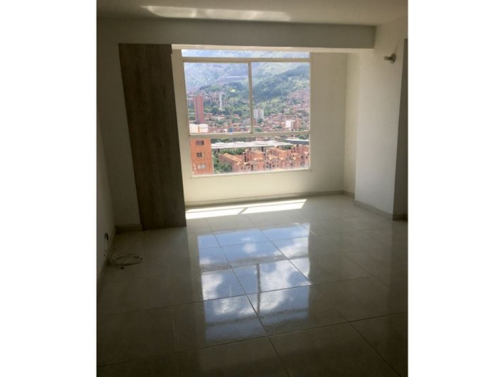 APARTAESTUDIO  EN  VENTA CENTRO,MEDELLIN PISO 19