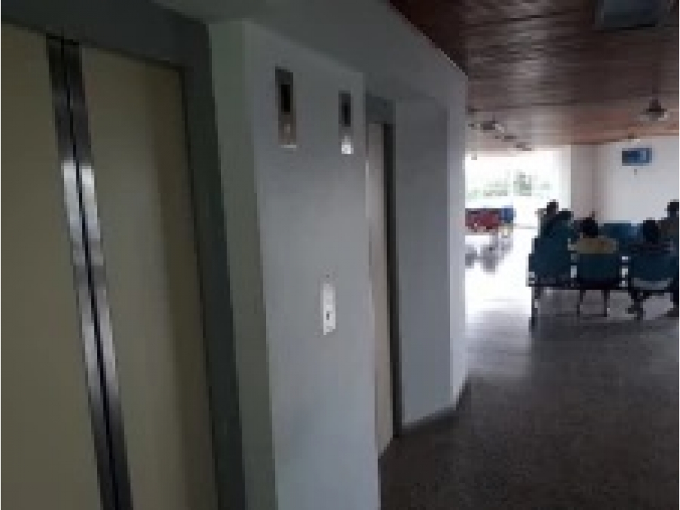 VENTA CONSULTORIO EN SANTA LUCIA