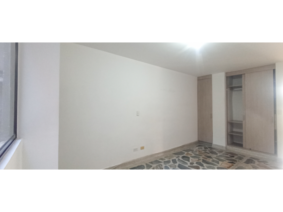 APARTAMENTO EN ROBLEDO - PILARICA