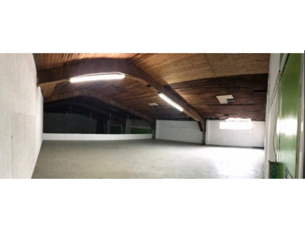 SE VENDE BODEGA EN CRISTOBAL COLON - CALI SUR