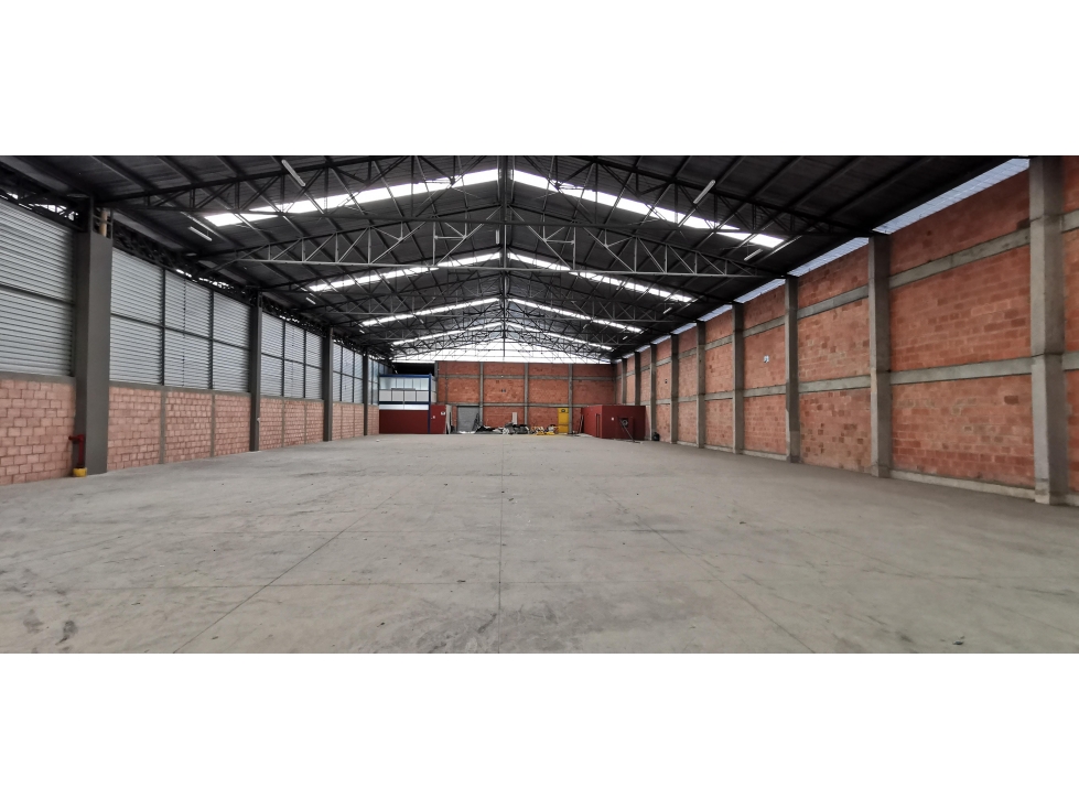 Arriendo Bodega Mosquera 5.800 M2