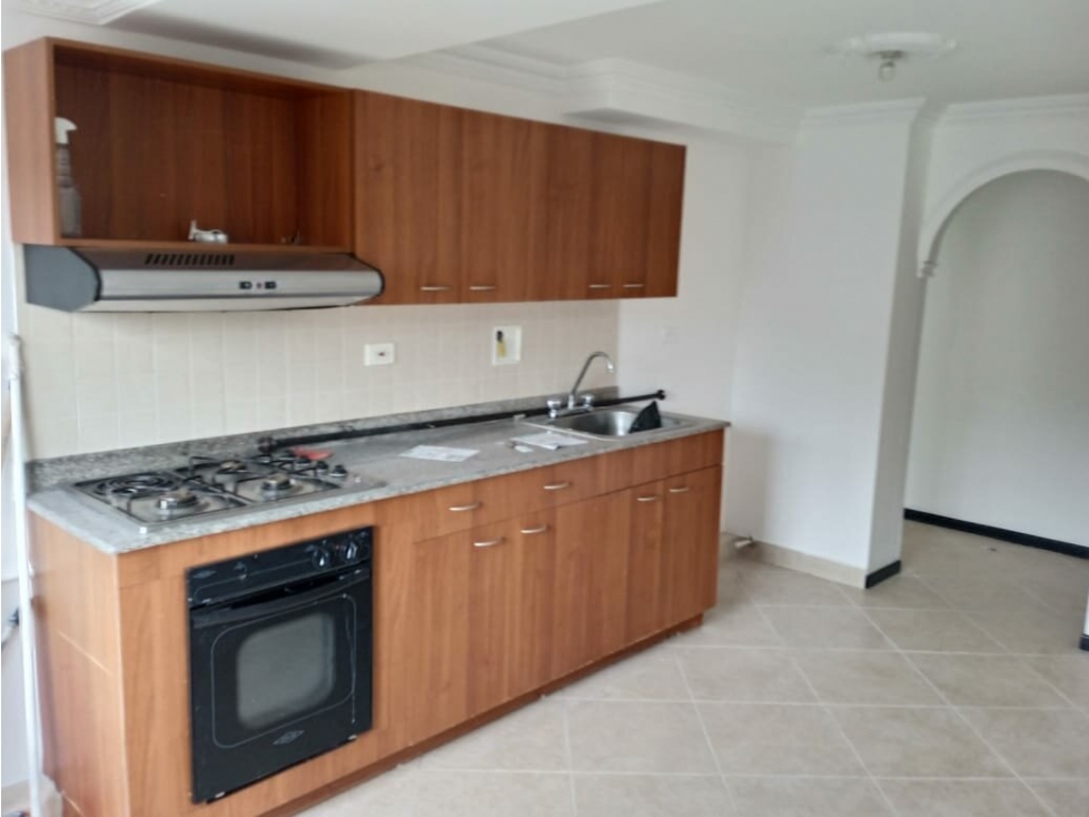 APARTAMENTO EN ARRIENDO EN LAURELES COD 7453