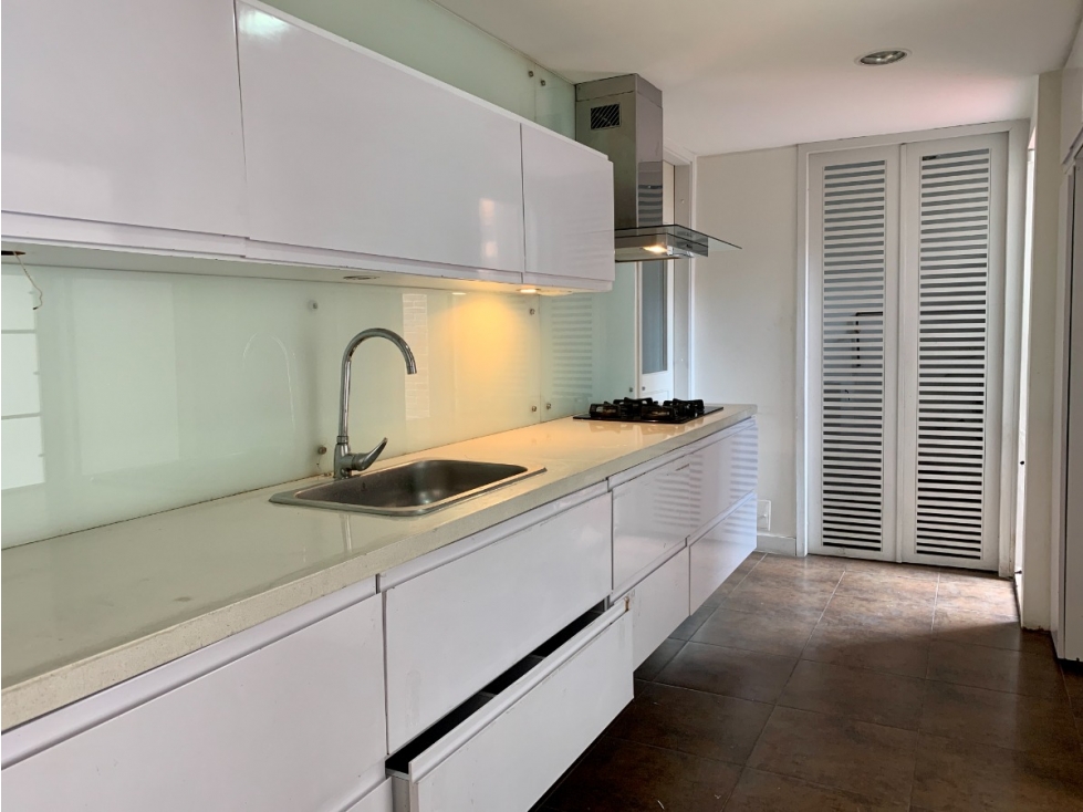 Apartamento para venta de 156 metros Chico Reservado