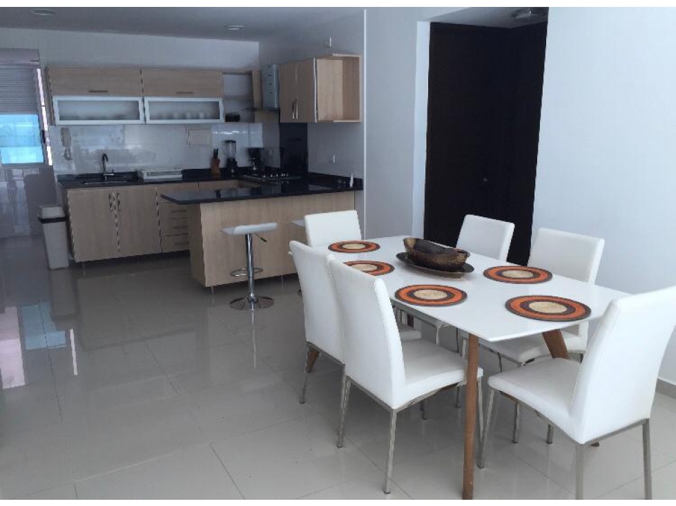 APARTAMENTO CON SALIDA DIRECTA AL MAR EN CARTAGENA 2 ALCOBAS