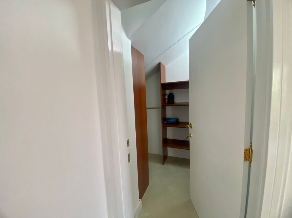 APARTAMENTO PENT HAUSE EN ARRIENDO EN EL POBLADO