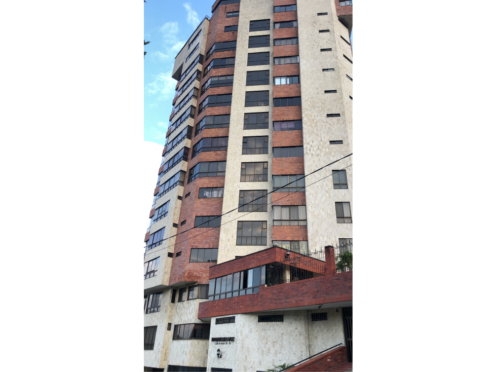 VENTA APTO PRIMER PISO EDIFICIO NABUSIMAKE