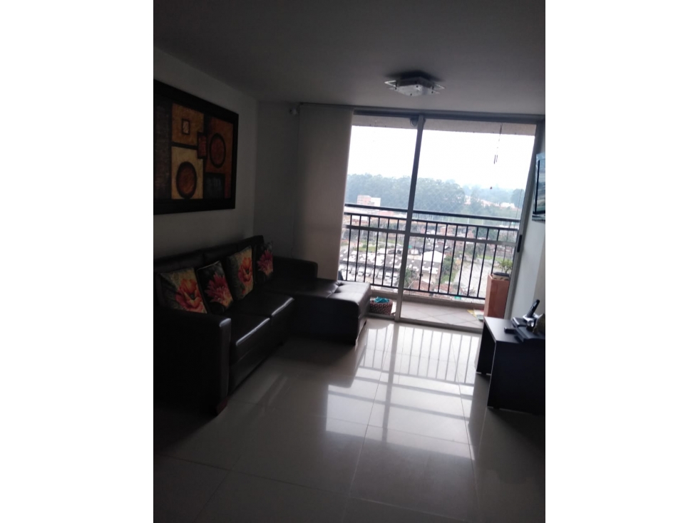 VENDO APARTAMENTO EN SABANETA CALLE LARGA