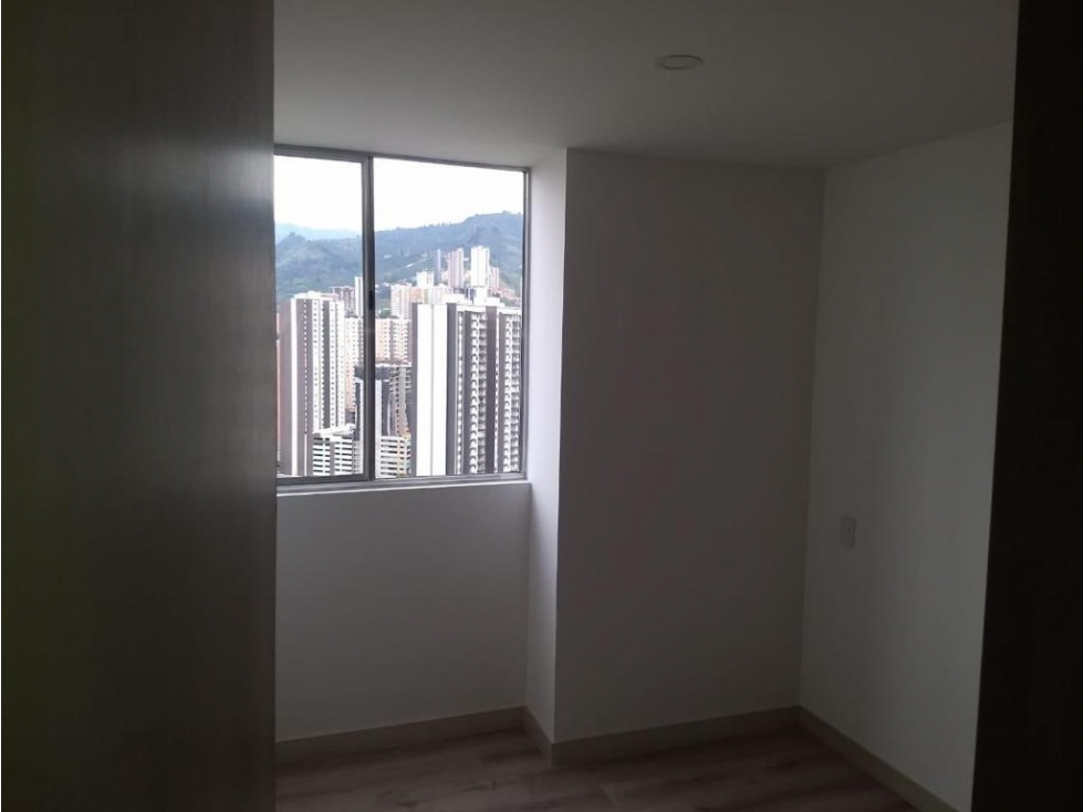 VENDO APARTAMENTO EN SABANETA SECTOR LA HOLANDA