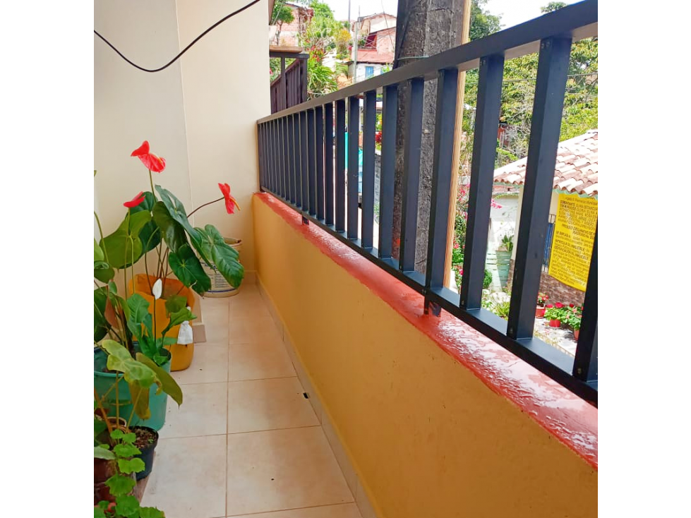 VENTA DE HERMOSO APARTAMENTO SEGUNDO PISO EN YOLOMBÓ ANTIOQUIA