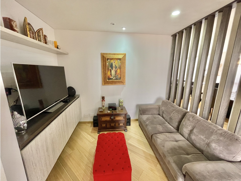 Se vende hermoso apartamento en Santa Barbara