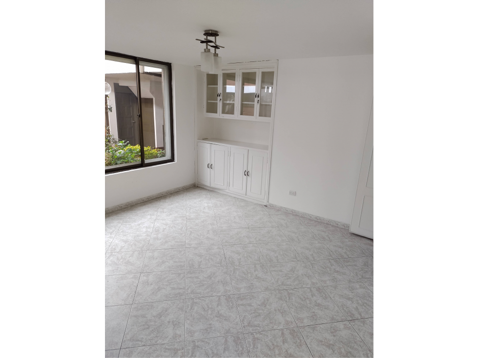 DUPLEX EN VENTA, PONTEVEDRA - BOGOTÁ