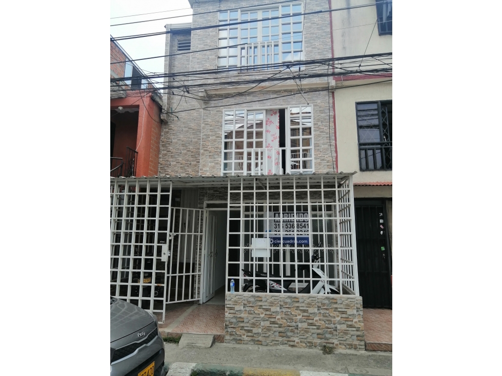 VENDO $270 MILLONES CASA 3 PISOS INDEPENDIENTES EN FLORALIA