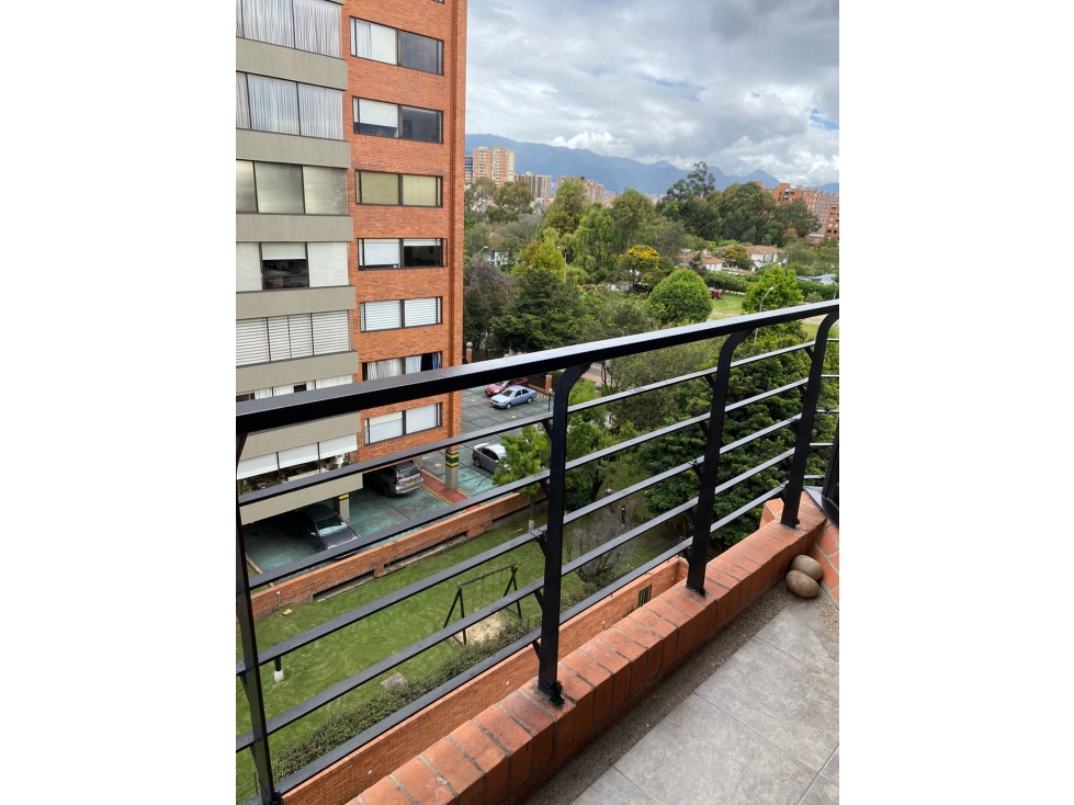 APARTAMENTO COLINA CAMPESTRE, 115mts más Balcón