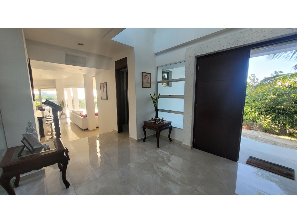 Venta de exclusiva casa en Altos de Pradomar 570 M2 Puerto Colombia