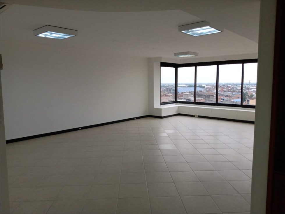 ARRIENDO OFICINA - TORRE DE CALI