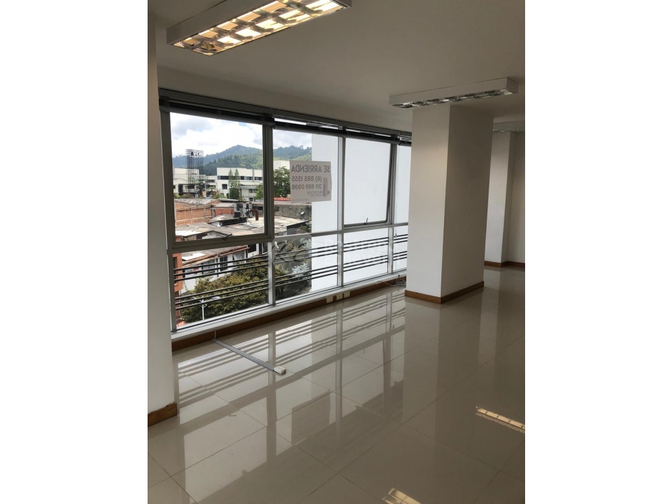 Vendo oficina barrio Palogrande, Manizales