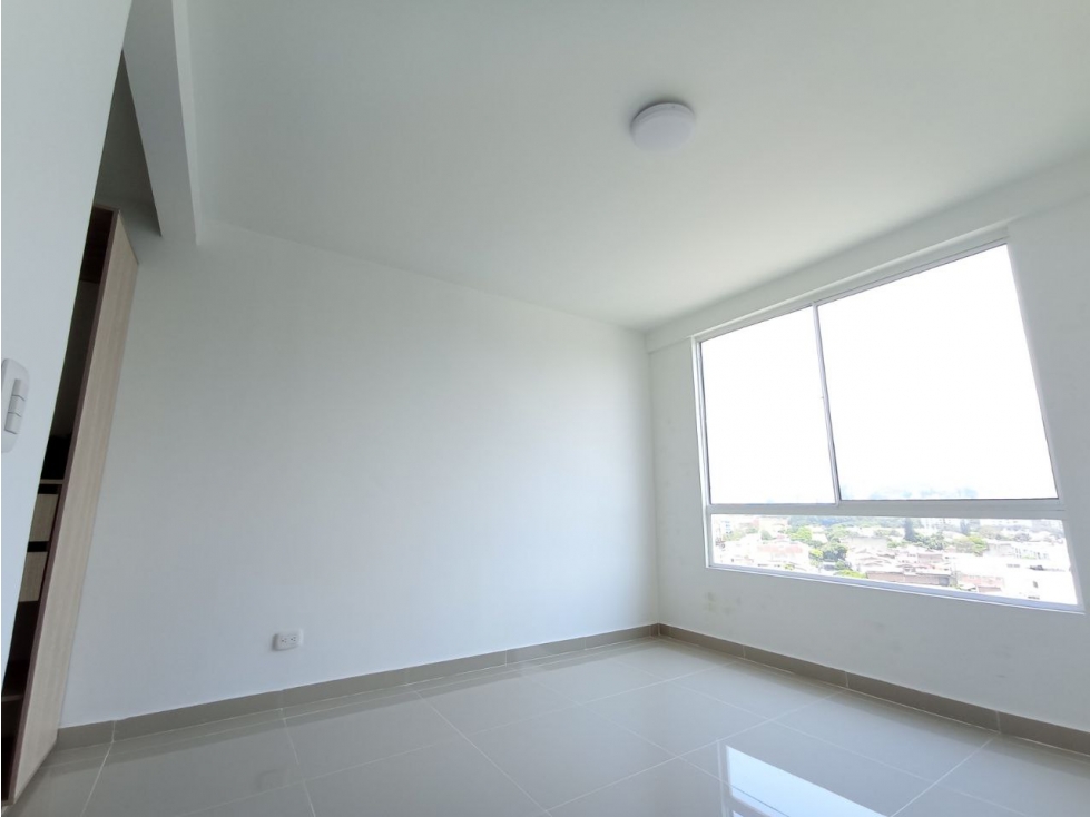 SE VENDE  APARTAMENTO EN NOVAFLORA