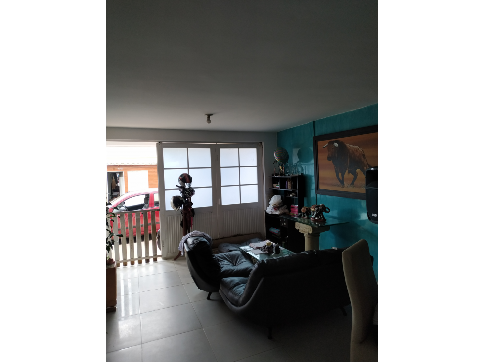 SE VENDE CASA EN BARRIO NUEVA GRANADA BUCARAMANGA