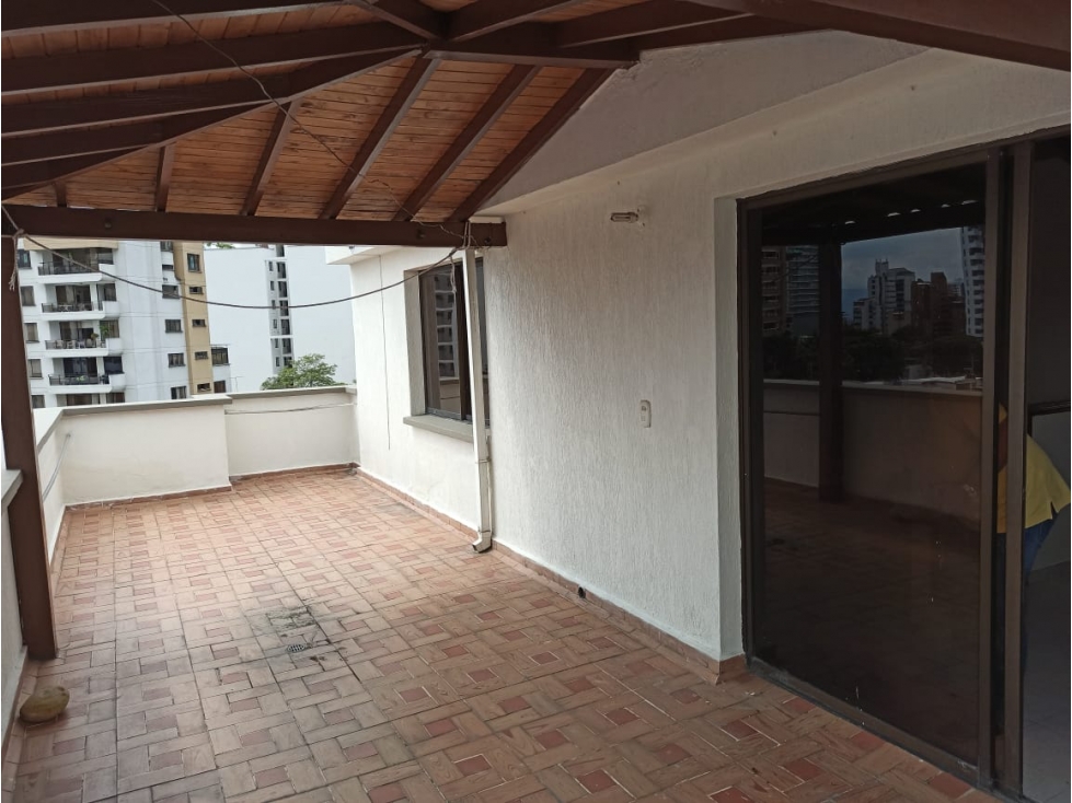 EN VENTA APARTAMENTO DUPLEX CABECERA