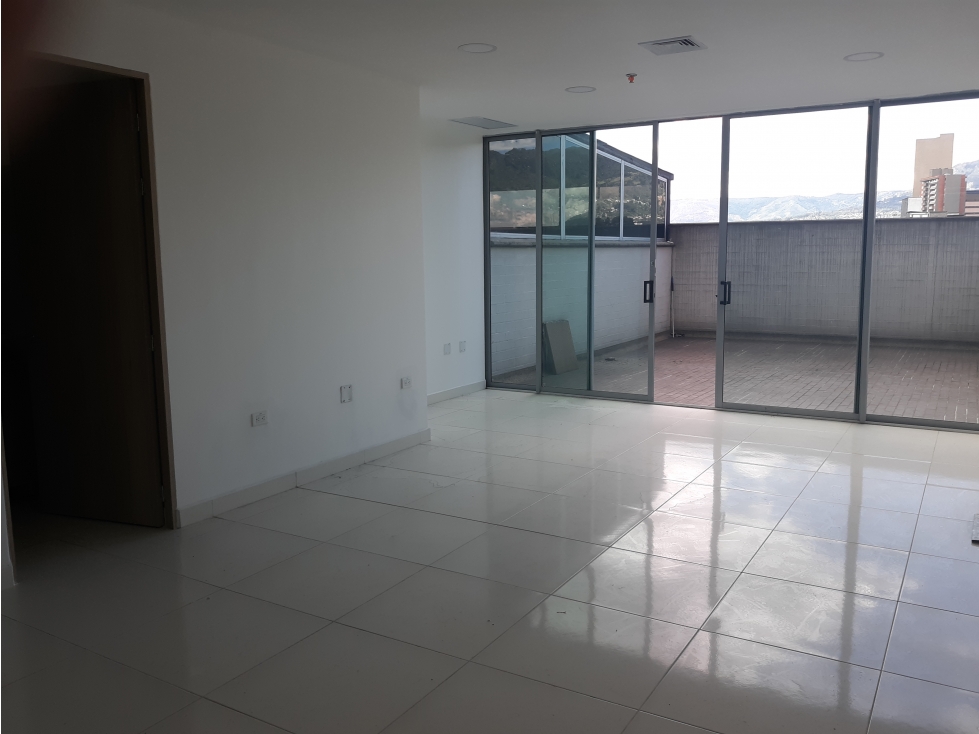 Venta Oficina en Sabaneta, sector Las Vegas