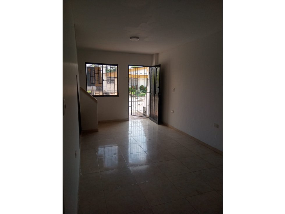 SE ARRIENDA APARTAMENTO EN EL CENTRO DE MONTERIA CORDOBA COLOMBIA