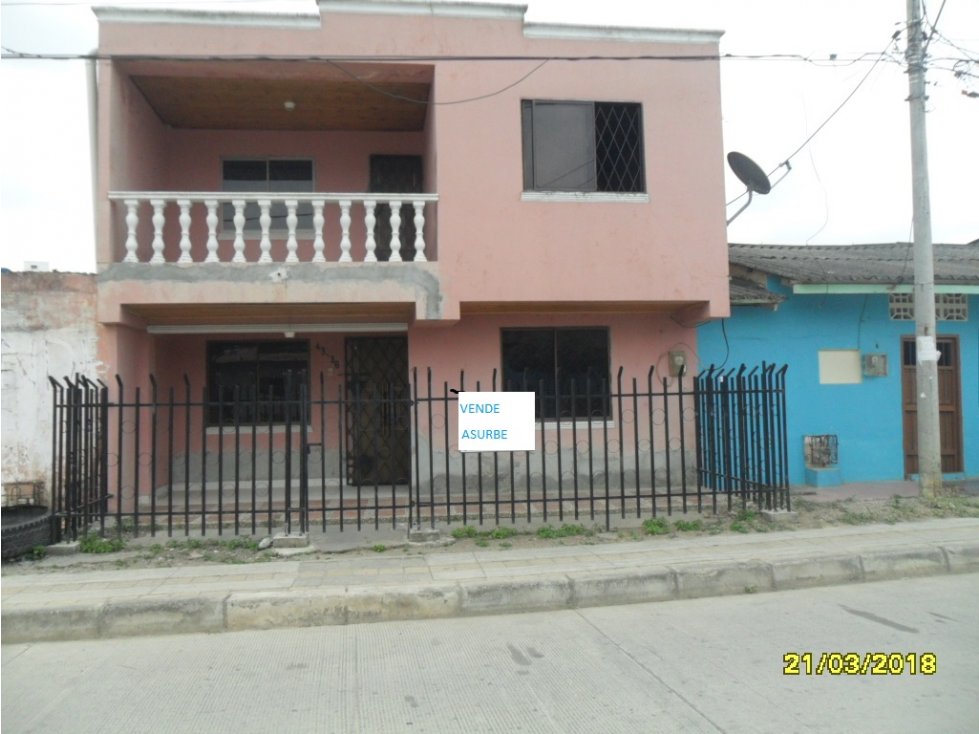 EN VENTA CASA DE DOS PISOS MONTERIA COLOMBIA