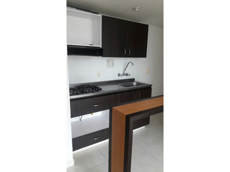 Se Vende apartamento en sector EAM Armenia