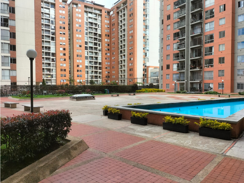 VENTA DE APARTAMENTO BOGOTA PARQUE CENTRAL DE PONTEVEDRA 2