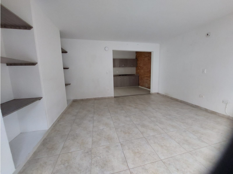 VENDO HERMOSA CASA LA MESA CUND. (CPA)