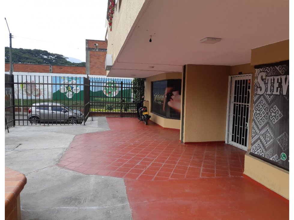 Local en venta en guaduales norte