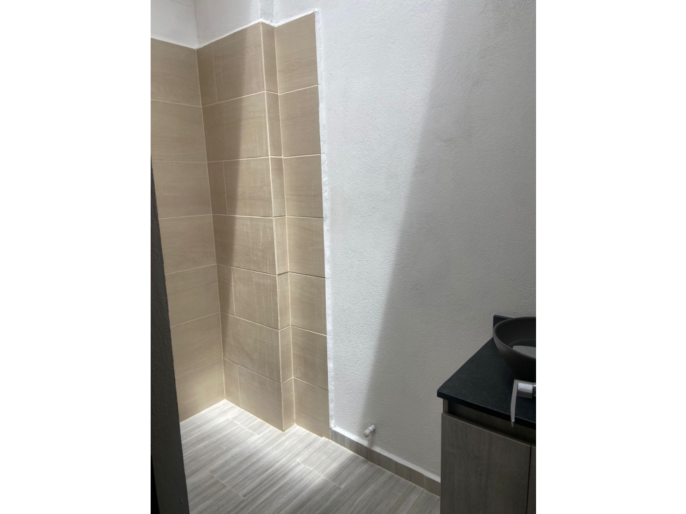 ARRIENDO APARTAMENTO (NUEVO) TERCER PISO, LA UNIÓN - URB SAN ANGEL