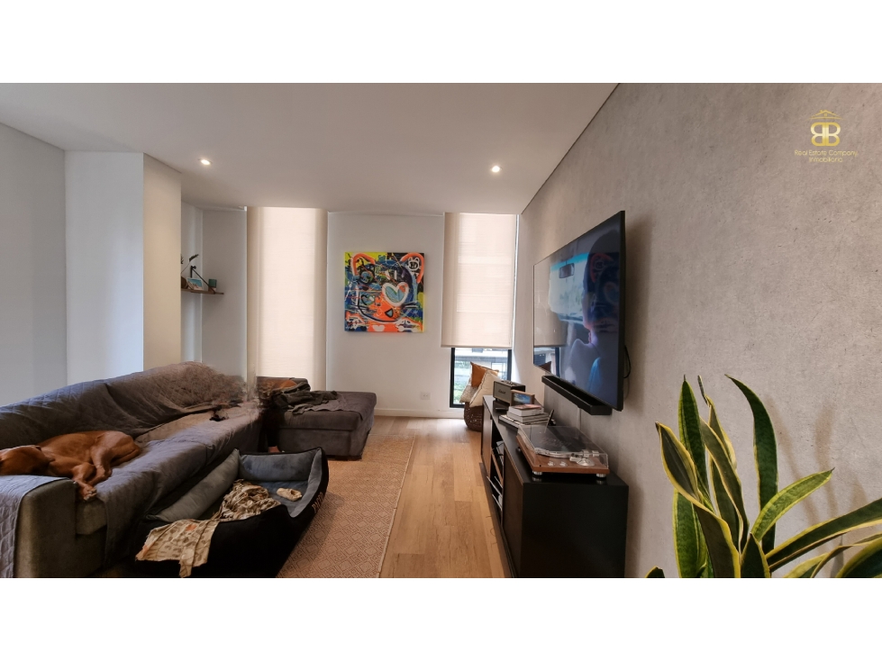 SE VENDE APARTAMENTO EN EL VIRREY -  EXCELENTE UBICACIÓN