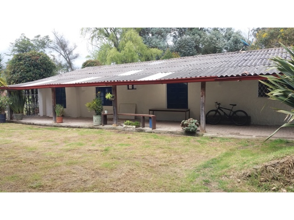 ARRIENDO CASA CAMPESTRE EN CHIA