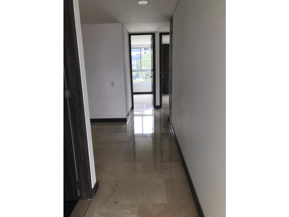 VENTA APARTAMENTO EN EL POBLADO MILLA DE ORO