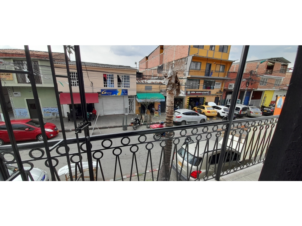 VENDO CASA BARRIO BELALCAZAR