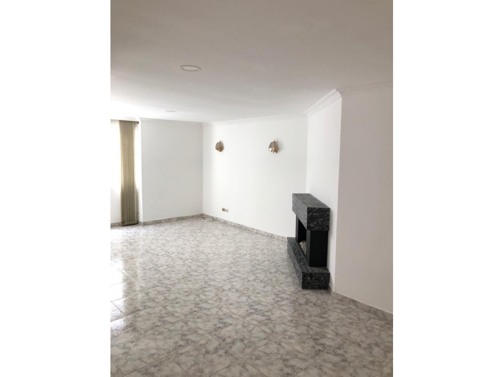 SE VENDE HERMOSO APARTAMENTO UBICADO BARRIO LA CASTELLANA