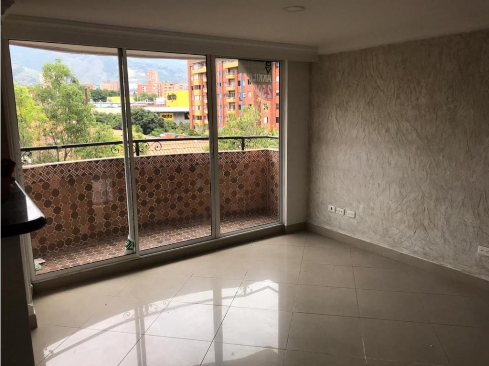 Apartamento en Venta en Laureles Medellin