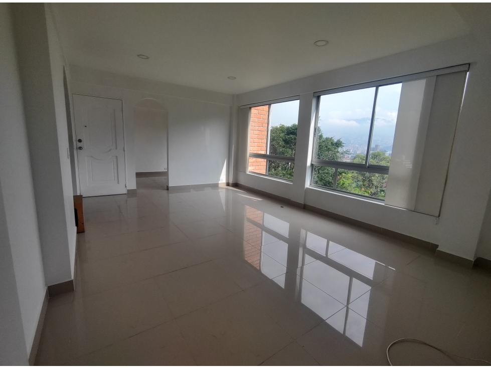 Apartamento en venta San Diego vía palmas