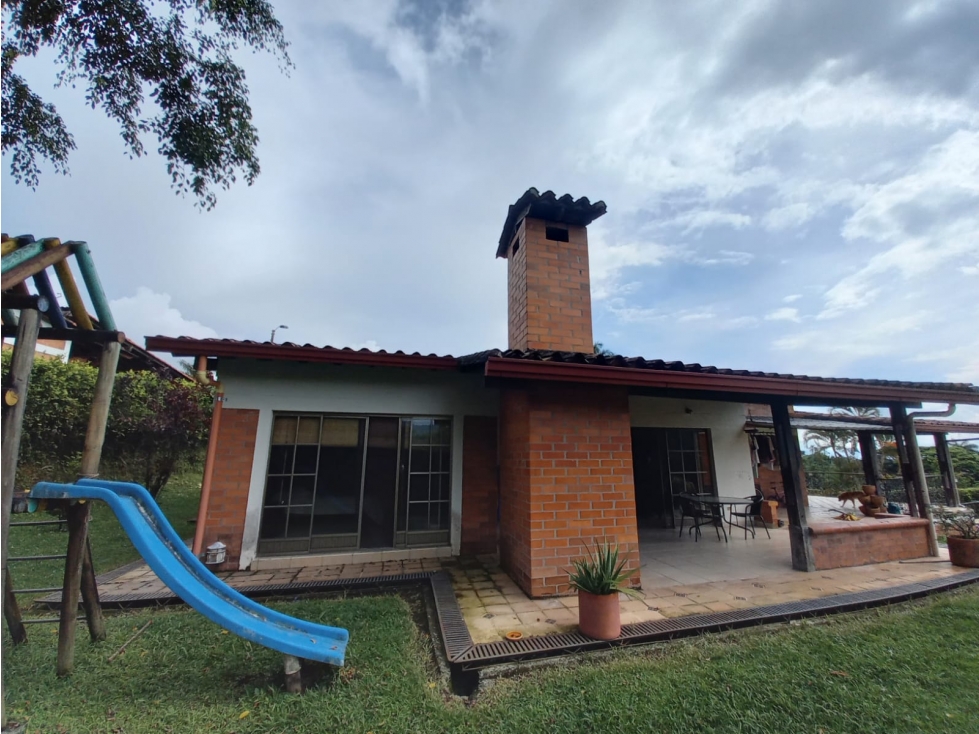 VENTA CASA CONJUNTO CAMPESTRE PEREIRA - SECTOR COMBIA