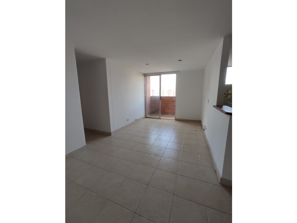 APARTAMENTO PARA ARRIENDO EN LOS COLORES MEDELLIN