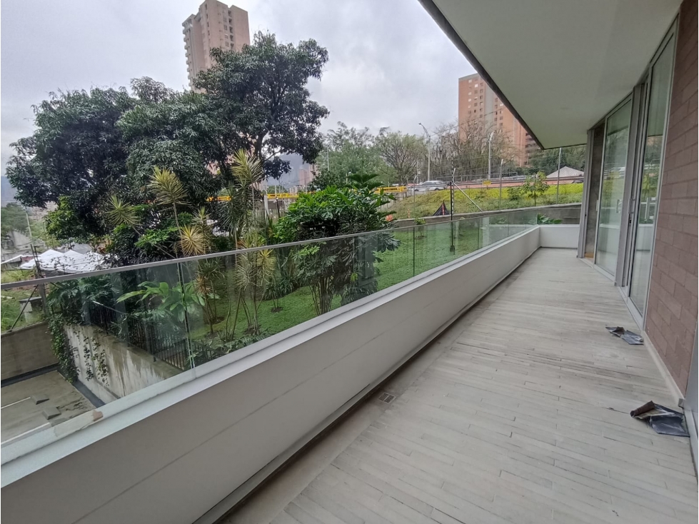 Arriendo apartamento en El Poblado