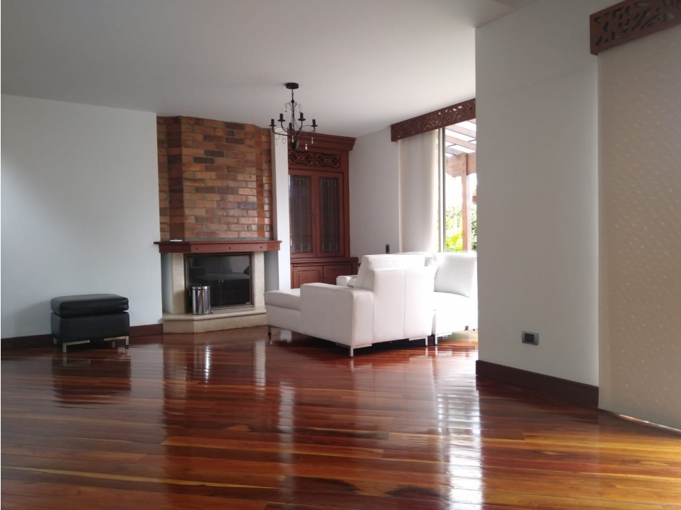 CASA 5 ALCOBAS  EN ARRIENDO PALERMO-MANIZALES