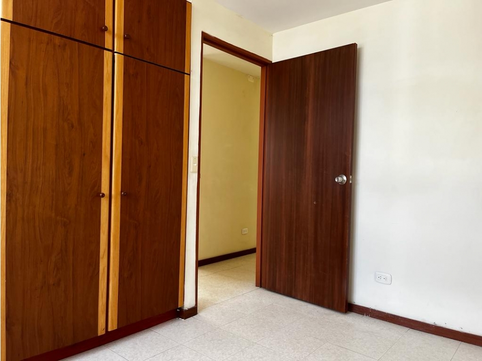 APARTAMENTO 3 ALCOBAS LA CAROLA-MANIZALES