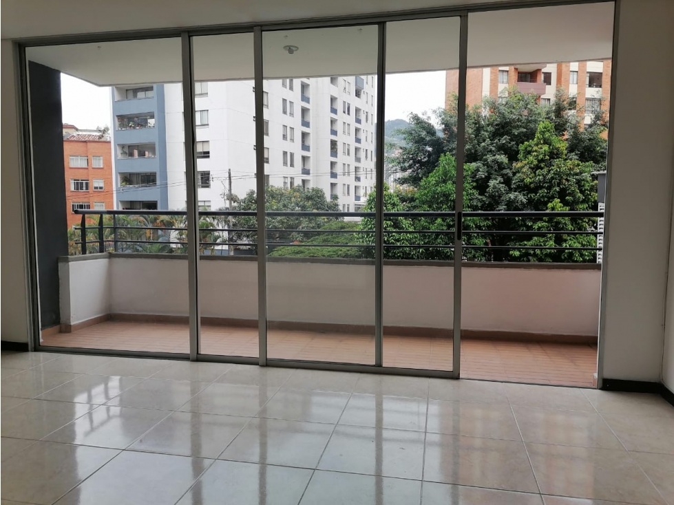 APARTAMENTO EN VENTA LOMA DE LOS BERNAL MEDELLIN (L)