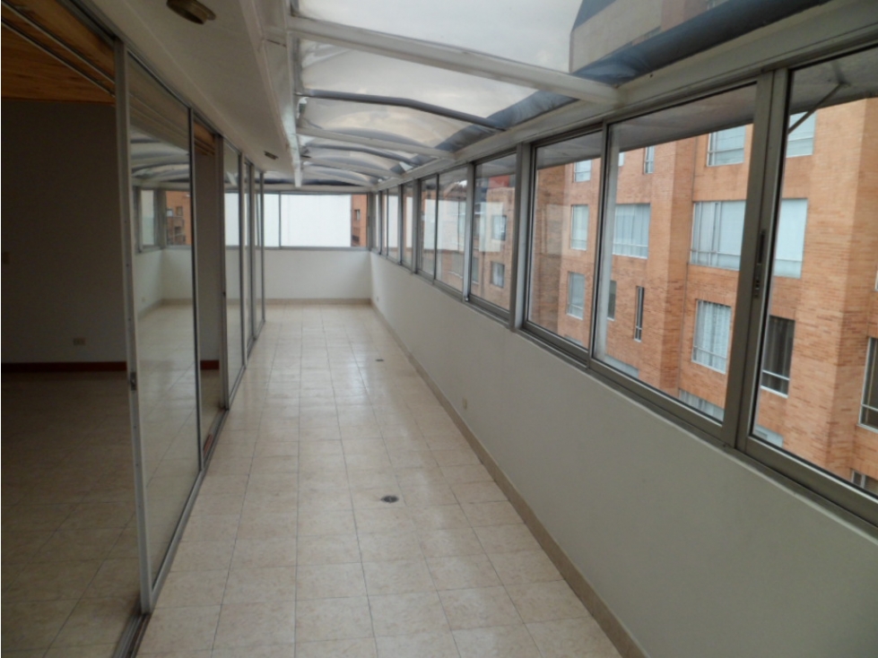 SANTA BÁRBARA VENTA APARTAMENTO 219m2 TERRAZA