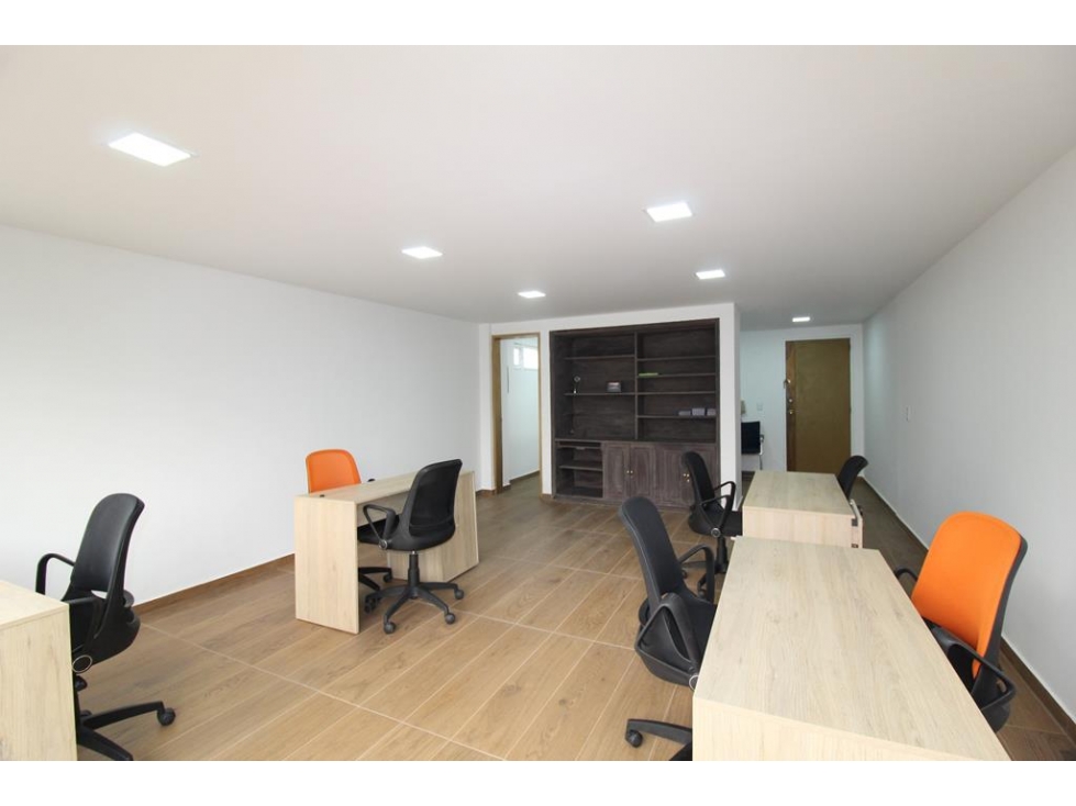 Oficina El Virrey: 45m2 y 1 baño