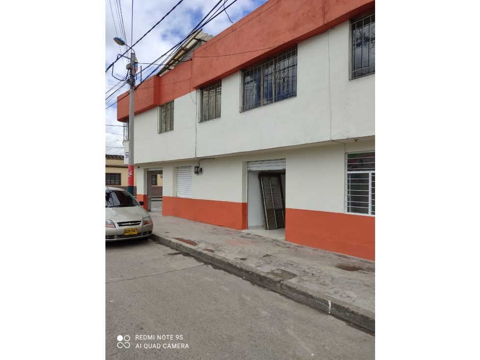 SE VENDE CASA BARRIO OBRERO