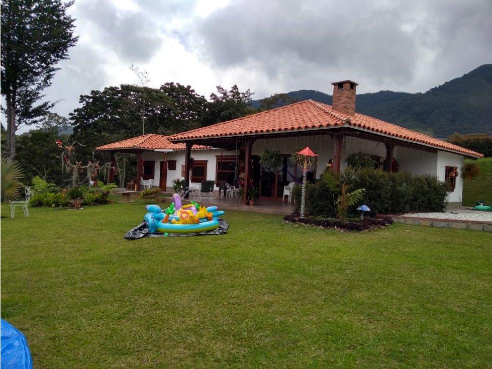 Venta de finca en El Carmen de Viboral