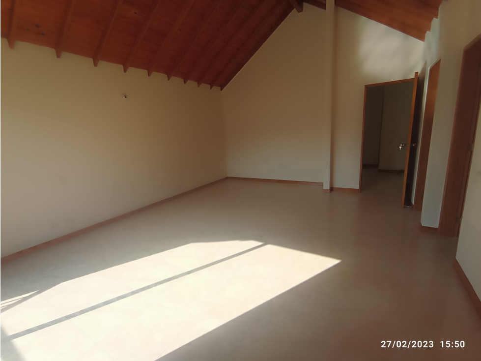 Casa para alquiler en Rionegro - Gualanday