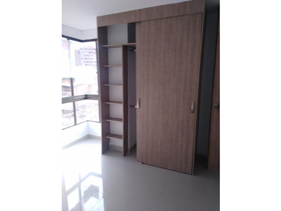 Apartamento en venta (Barrio Cristóbal) Medellín